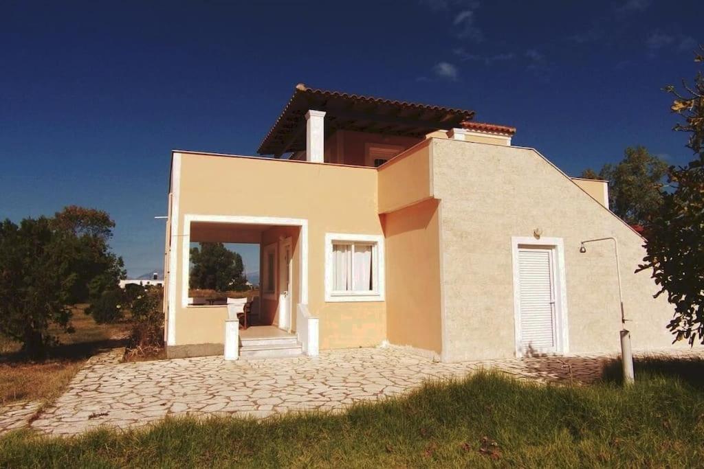 Eleni Acharavi (Corfu)